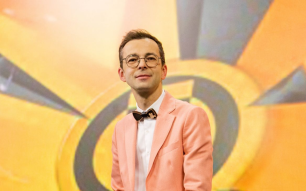   Обозреватель телеканала ОНТ Александр Матяс &mdash; об искусстве, тележурналистике и звездах эпохи  
