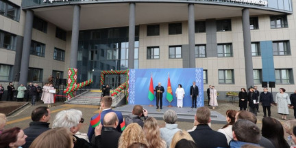 Лукашенко: Чего бы мне ни стоило, я выйду на защиту спокойной и мирной жизни