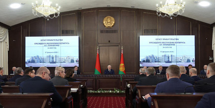 «Время почти военное»: Президент назвал экономику реальным полем боя