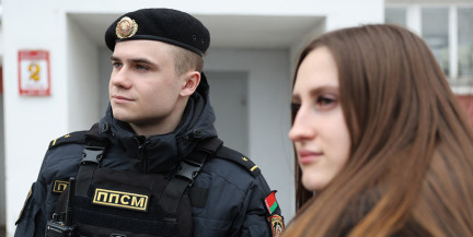 «Неустанно и самоотверженно несут службу»: Президент поздравил правоохранителей с Днем милиции