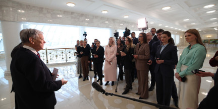 Кто инструктирует Коула перед встречами с Лукашенко? Ответ спецпосланника США