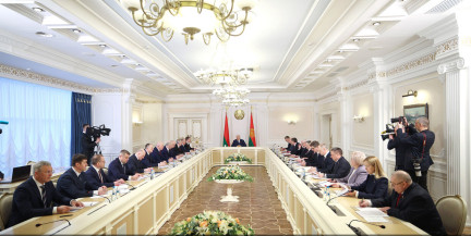 Лукашенко: глава Минприроды Беларуси задержан за взятку – он в СИЗО