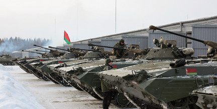 Одно из механизированных соединений привели в боевую готовность по поручению Лукашенко