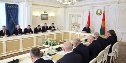 Лукашенко – о контролерах: Не должны зажимать людей, что они будут оглядываться на каждый шорох