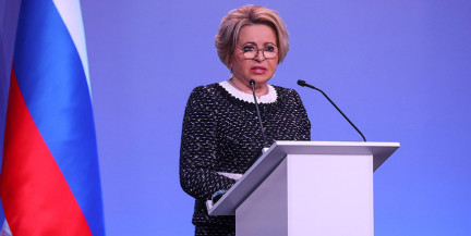 Президент поздравил председателя Совета Федерации Валентину Матвиенко с днем рождения