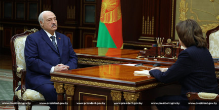 Лукашенко заслушал доклад председателя Совета Республики Натальи Кочановой