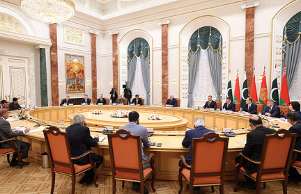 Александр Лукашенко: Беларусь и Пакистан выработают механизм для приезда трудовых мигрантов