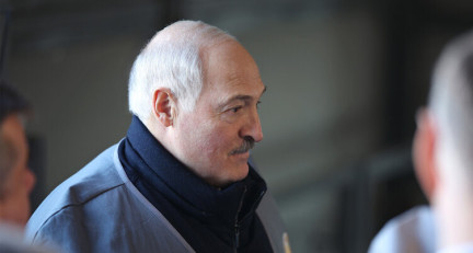 Лукашенко: Процесс перераспределения полномочий идет спокойно, без революционных потрясений