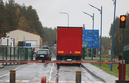 Кубраков доложил А. Лукашенко о ситуации с литовскими фурами на границе