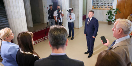 Уборка зерна почти завершена: Лукашенко заслушал доклад главы Минсельхозпрода