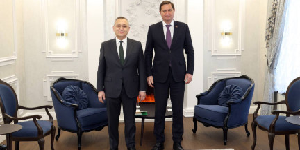 Министр иностранных дел Беларуси провел встречу с генсеком ОДКБ