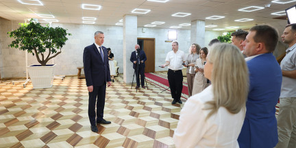«Горячий хайп для беглой оппозиции»: Крутой – о раздутой повестке про трудовых мигрантов в Беларуси