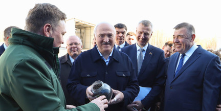 «Надо создать страну, которую мы передадим новым поколениям». Президент – об экономике и приоритетах в создании условий для людей