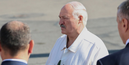 Лукашенко потребовал строить социальные объекты без излишеств и запретил расширять застройку за счет лесов и полей