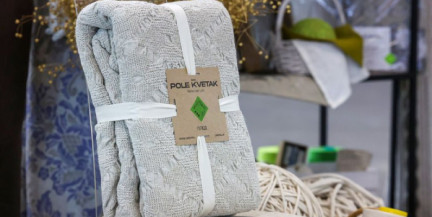 Знак качества для оршанского пледа: Президент призвал продвигать льняную продукцию за рубежом