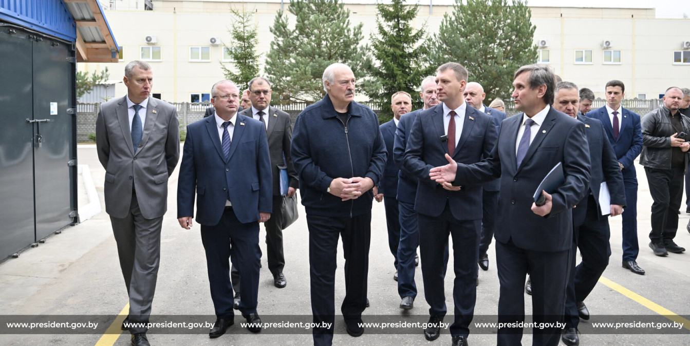 Лукашенко поставил напряженные задачи перед лесной отраслью