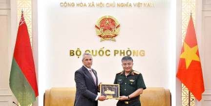 Важная дипломатическая встреча: посол Беларуси встретился с замминистра обороны Вьетнама