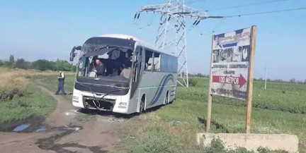 В рейсовый автобус в ДНР попал дрон ВСУ, есть пострадавшие