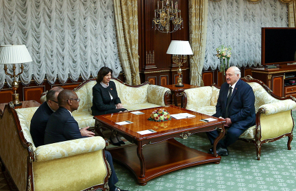 «Уверен, что договоримся». Президент Беларуси встретился со спикером Сената Кении