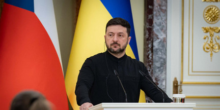 Зеленский назвал проведение выборов на Украине «цунами для государства»