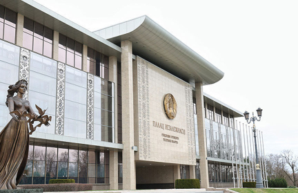 А. Лукашенко поговорил по телефону с Президентом Таджикистана