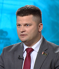 Лукьянов: Монолитность белорусско-российских отношений раздражает Запад