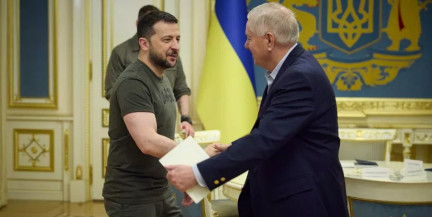 Зеленский сообщил о двух встречах с сенатором Линдси Грэмом перед его смертью