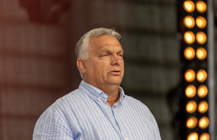 Орбан: Страны ЕС не должны думать, что их солдаты пройдут по Красной площади