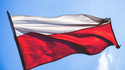 Сикорский так «пошутил» на 1 апреля, что в Польше разгорелся громкий скандал