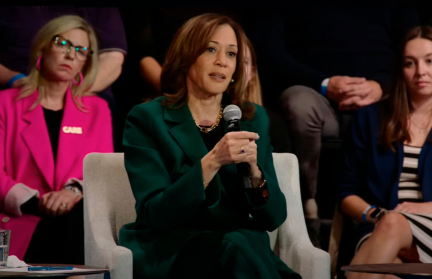 Камала Харрис заявила, что может принять участие в президентских выборах в США