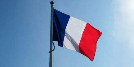 Франция впервые отказала США в пролетах для поставок оружия в Израиль