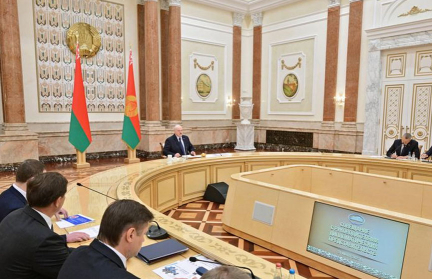 А. Лукашенко сделал сенсационное заявление о недавнем помиловании осужденных и переговорах с США