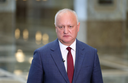 Экс-президент Молдовы: ЕС готовит страну к войне