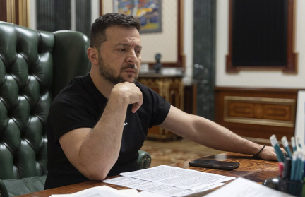 Зеленский заявил о массированных ударах по инфраструктуре Украины