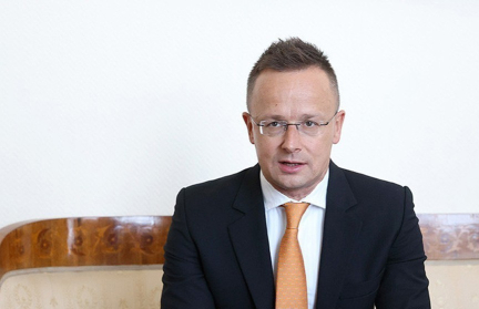 Сийярто: ЕС окажется в изоляции, если не перестанет мешать переговорам по Украине