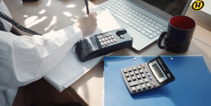 В Минтруда прокомментировали Указ Лукашенко об обеспечении выплаты зарплаты и вознаграждений