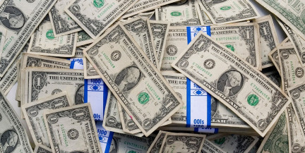 Нефть «взлетает». Цена может достичь $215 за баррель – WSJ