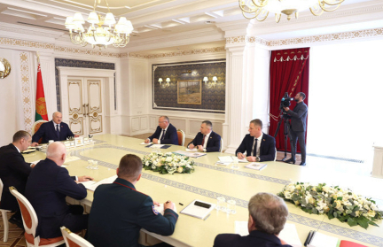 «Разбосячились – дальше некуда». А. Лукашенко вскрыл жуликоватые схемы на востоке страны