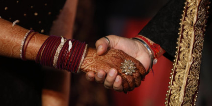 После напитка он очнулся – уже женатым: в Индии раскрыли преступную схему «свадебного похищения»