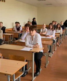 Старт вступительной кампании: прошли первые ЦЭ и тестирования