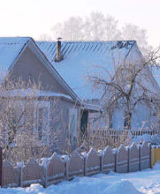 Белорусы и иностранцы активно покупают пустующие «хаты», содействуя возрождению сел
