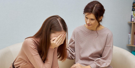 Когда пора идти к психологу: названы 7 признаков