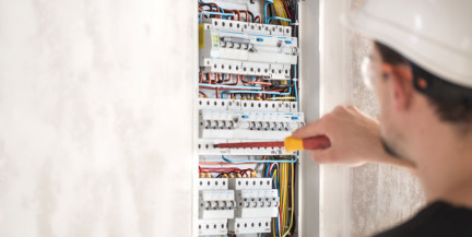 В Минске более 12,5 тыс. должникам отключили электроэнергию в 2025 году