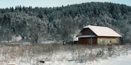 Как и какую помощь для пожилых и инвалидов в сильные морозы можно получить, рассказали в Минтруда