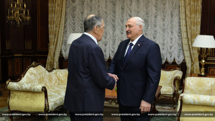 Лавров обсуждал с Лукашенко конфликт на Украине