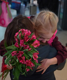 189 человек вернулись в Минск из Дубая вывозным рейсом «Белавиа». Сюжет ОНТ