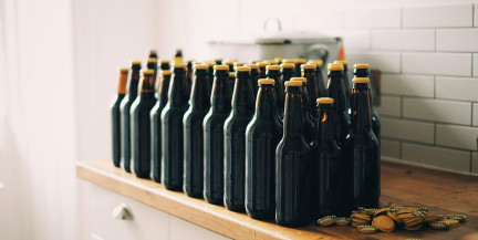 В Беларуси с 1 апреля запретят ввоз и продажу пива из недружественных стран. Что будет с остатками товара?