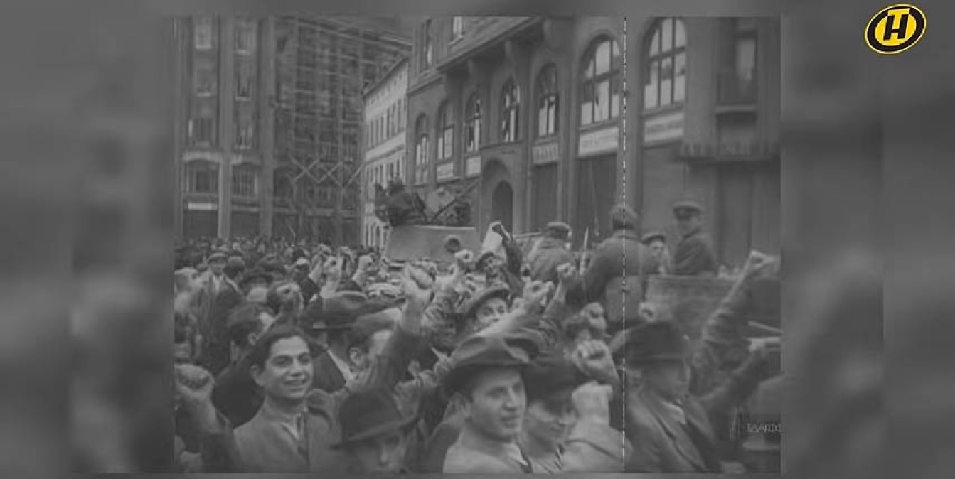 Белорусы встречают Красную армию 17 сентября 1939 года