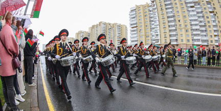 Почему молодежь должна чтить флаг и герб? Мнение минских кадетов