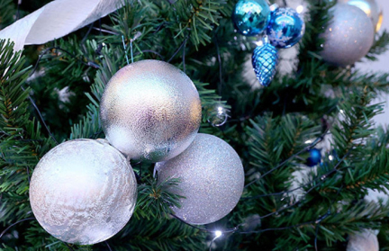 Как выбрать безопасную гирлянду: совет МЧС